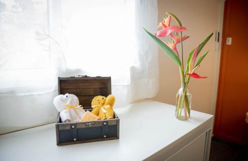 Le Moule Cabin | Villa Arc-en-ciel