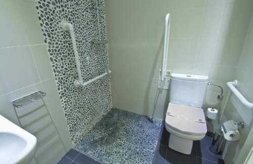 Puente Viesgo Hotel | Villa Arce Hotel