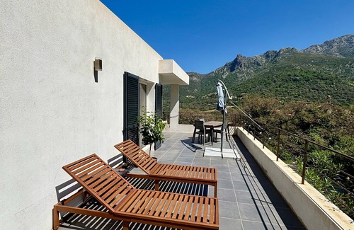 Feliceto House | VILLA ARCHITECTE - HEATED SWIMMING POOL - New for 2025! (See Description)