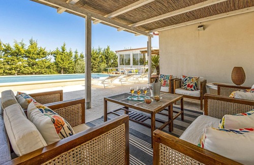 Ragusa Villa | Villa Ardith by Villa Plus