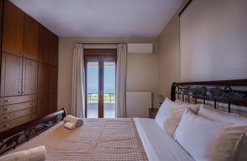 Stavromenos Villa | Villa Aris: A Serene Experience, 3BRs, Pool & Bbq