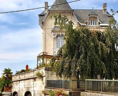 Angouleme Bed & Breakfast | Villa Art Nouveau