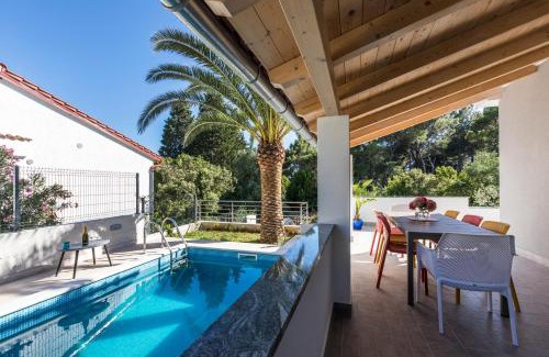 Artatore Villa | Villa Artaturi