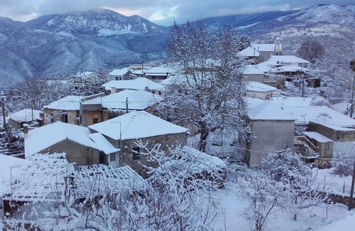 Artemisia House | Villa Artemis and apartments