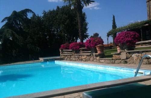 Vitorchiano Apartment | Villa Arzilla - SUNFLOWER ROOM