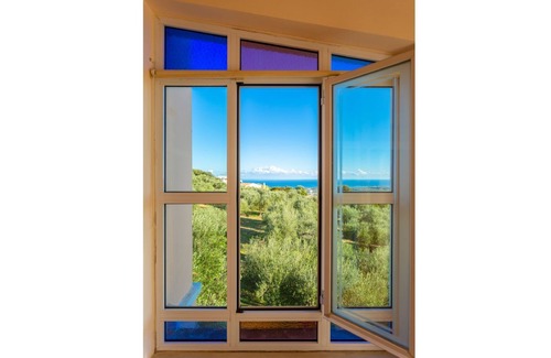 Agia Triada Villa | Villa Asimenia - Five Bedroom Villa, Sleeps 12