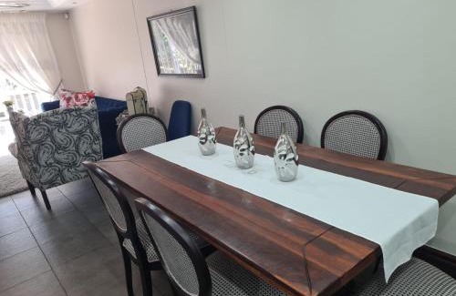 Waterkloof Apartment | Villa at 185 Milner Street