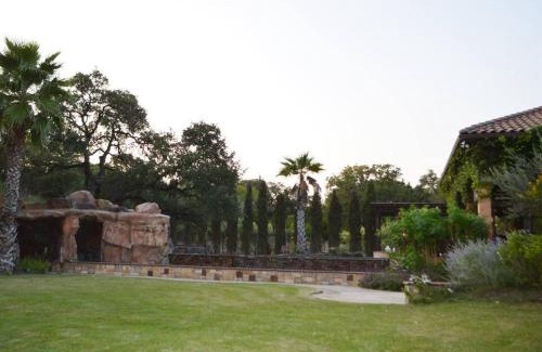 Bulverde Villa | Villa at Cibolo Chase, a private resort with pool