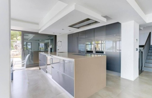 Peniscola Villa | Villa "Atalaya" with Sea View, Private Pool & Wi-Fi