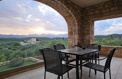 Mavrovouni Villa | Villa Athina