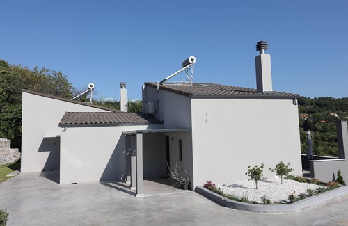 Agia Villa | Villa Athina Green Holidays