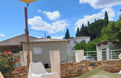 Serviers-et-Labaume Villa | villa au calme à l'entrée d'Uzès