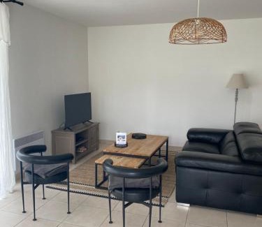 Ronce-les-Bains House | VILLA AU COEUR DE RONCE LES BAINS 200 mètres de la plage