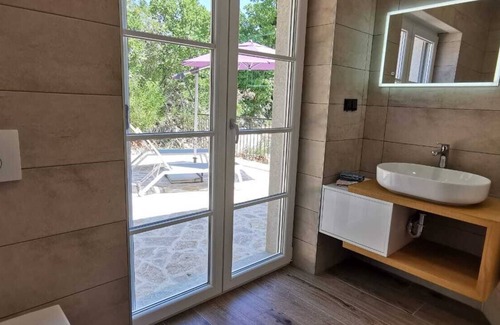 Ripenda Kosi House | Villa Aurinia - Quiet location with great sea views and large pool + whirlpool