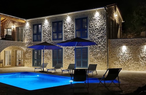 Ripenda Kosi House | Villa Aurinia - Quiet location with great sea views and large pool + whirlpool
