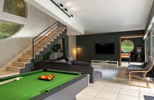 Nogent-le-Phaye Villa | Villa avec piscine, Cinéma, terrain privé