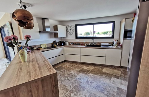 Saint-Cyprien Villa | Villa Avec Piscine à Débordement Plages à 5mn