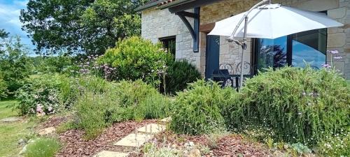 Berbiguieres Villa | Villa avec piscine chauffée Périgord Dordogne
