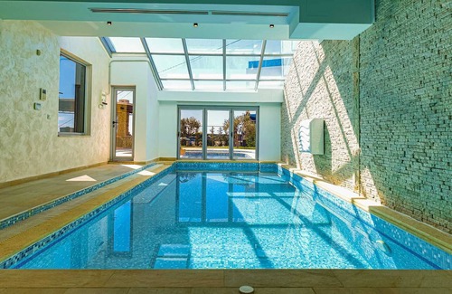 Vitici Villa | Villa Aventurine with Private Pool