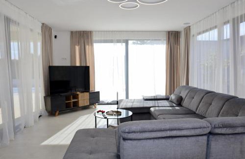 Rogac Villa | Villa Aves