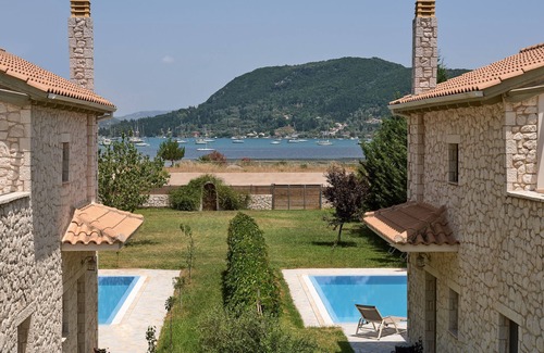 Vlicho Villa | Villa 'Avesta Private Villas - Iokasti' with Sea View, Private Pool and Air Conditioning