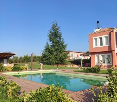 Drama Villa | Villa AVRA