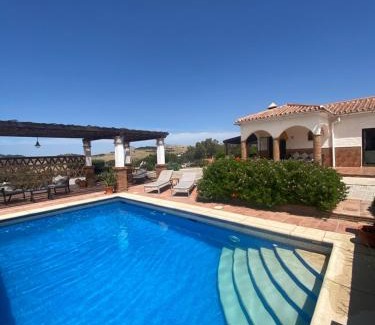 Almogia Villa | Villa Azafran