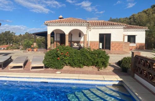Almogia Villa | Villa Azafran