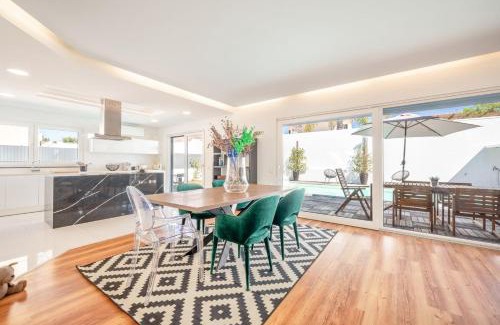 Vila Nogueira de Azeitao House | Villa Azeitão Retreat
