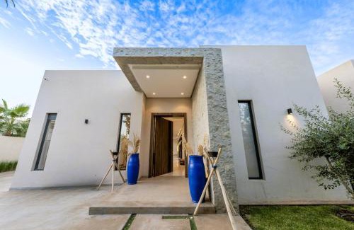 Tnine Ourika Villa | Villa AZUR - Wifi, Piscine chauffée, Sans vis-à-vis
