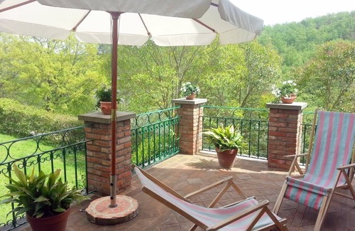 Monteleone d'Orvieto Villa | Villa Bacca - Traditional private villa with pool