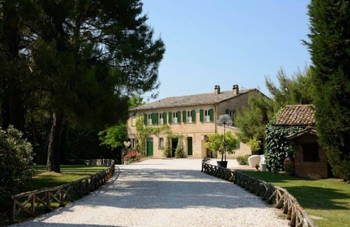Rupoli Villa | Villa Baci - Large private property with two pools