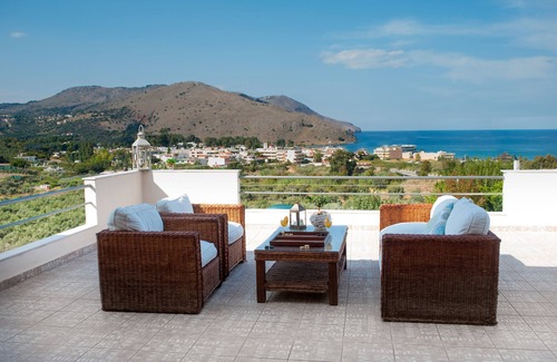 Mathes Villa | villa balos amfimala