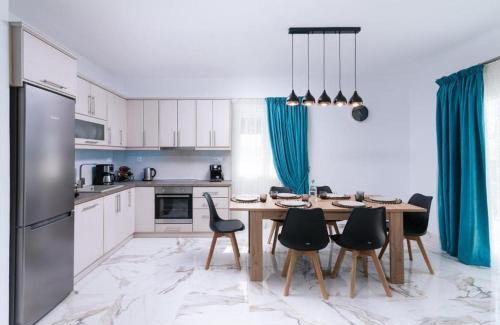 Neo Kalamaki Villa | Villa Balux