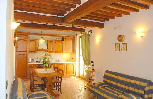 Chianciano Terme Villa | Villa Bambina: A pleasant and spacious two-story villa surrounded by the greenery, with Free WI-FI.