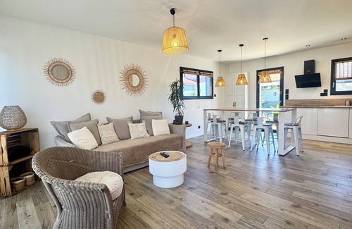 Sainte-Marie-Plage House | Villa Bambou, Jolie Maison Neuve à 10 Minutes à Pied de la Plage