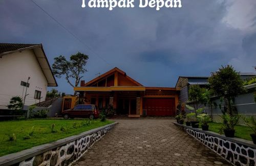 Karanganyar Villa | Villa Bang Bimmm Tawangmangu