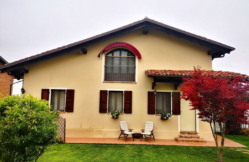La Morra Villa | Villa Barbara: Family Villa in La Morra