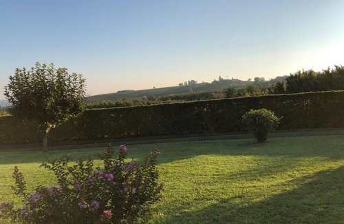 La Morra Villa | Villa Barbara: Family Villa in La Morra