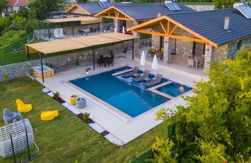 Seydikemer Villa | Villa Basak by Tatil Premium