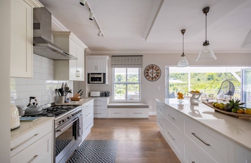 Robberg Beach Villa | Villa Beacon - Six Bedroom Villa, Sleeps 14