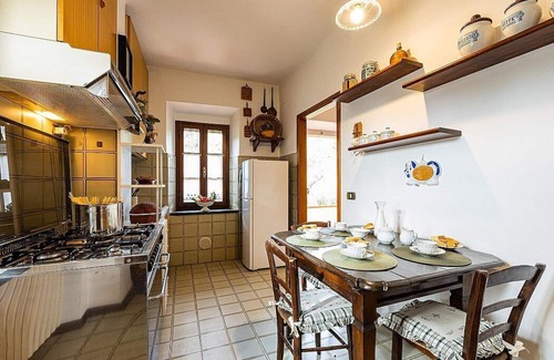Chianni Apartment | Villa Belfiore: A characteristic and welcoming apartment that covers the entire top floor of a villa surrounded by meadows and by green hills, with Free WI-FI.