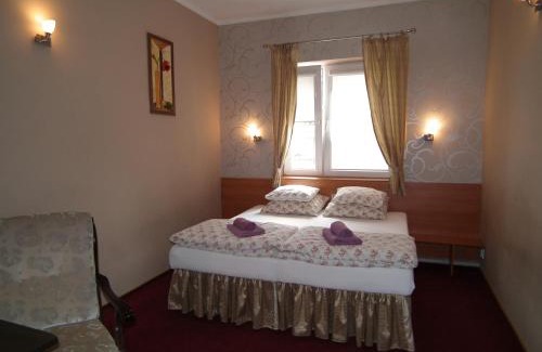 Lomianki Bed & Breakfast | Villa Bella Casa