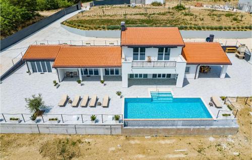 Korelici House | Villa Bella Draguc