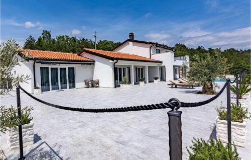 Korelici House | Villa Bella Draguc
