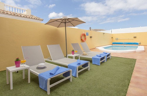 Geafond Villa | VILLA "BELLA LUCIA 1" PRIVATE HEATED POOL, WIFI, BARBECUE, SATELLITE TV