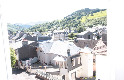 La Bourboule Villa | VILLA BELLE VUE SANCY 4