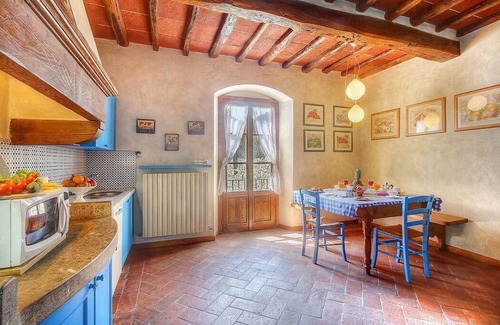 Lucolena House | Villa Benamata: A characteristic and welcoming two-story independent house located on top of a small hill, with Free WI-FI.