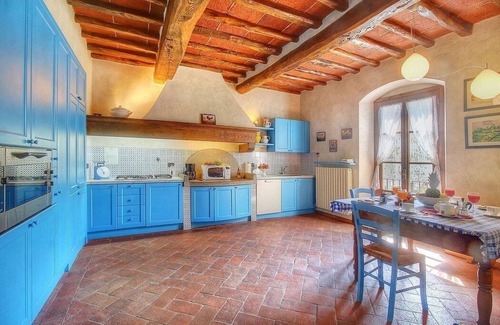 Lucolena House | Villa Benamata: A characteristic and welcoming two-story independent house located on top of a small hill, with Free WI-FI.