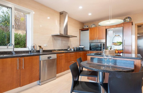Illetas Villa | Villa Bendinat 10: A luxurious oasis in Puerto Portals, Calvia